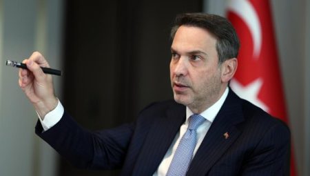 Bayraktar: Çocuklarımız yarınlarımızın enerjisidir