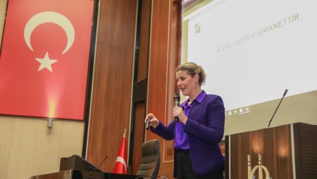 Belediye personele etik davranış eğitimi