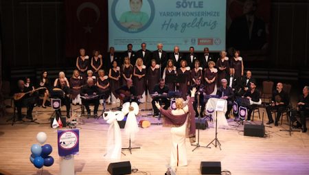 Bodrum’da Eymen İçin Söyle Yardım Konseri düzenlendi