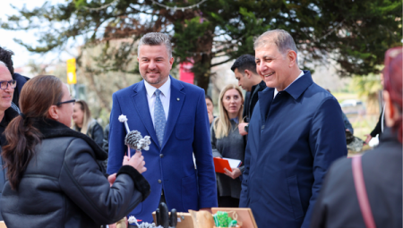 Buca’da Kadın Emeği Pazarı ziyarete açıldı