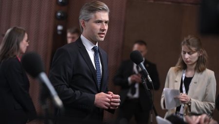 Budrys: Hizbullah, istikrarsızlaştırıcı tüm eylemlerine son vermelidir