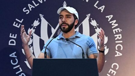 Bukele: Yapay zeka kaynaklı işten çıkarmalar toplu eylem sorunudur