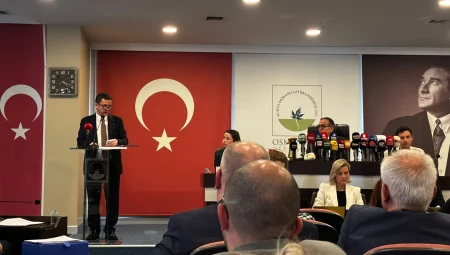 Bursa Osmangazi Meclisi’nde ‘demokrasi’ vurgusu