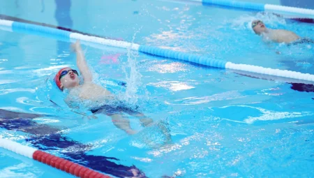 Bursa Osmangazi’de çocuklar 23 Nisan’a kulaç attı