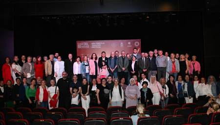 Cahit Berkay Manisa’da söyleşiye iştirak etti