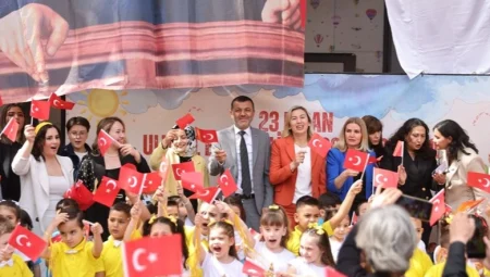 Çavuşoğlu: “Şehrin kaynaklarını çocuklarımız için seferber ediyoruz”