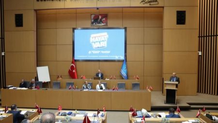 Çebi: İnsan odaklı belediyecilik anlayışıyla hareket ediyoruz