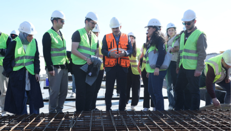 Çiftçi, öğrencilerle hastane inşaatını irdeledi