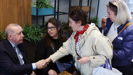 Cumhurbaşkanı Erdoğan İstanbul’da vatandaşlarla bir araya geldi