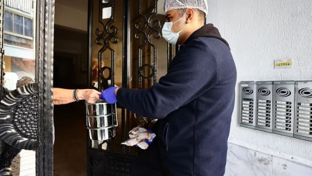 Denizli Büyükşehir’in iyilik sofrası 100 kat büyüdü