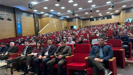 Dezenformasyonla mücadele konferansı düzenlendi – RTEÜ’de