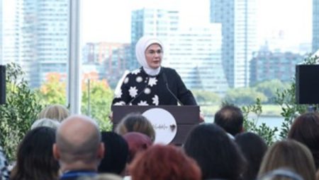 Erdoğan: Çocukların korunmasına yönelik politikaların güçlendirilmesi hayati