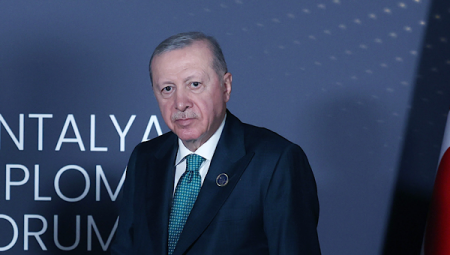 Erdoğan’ın Antalya Diplomasi Forumu’nda diplomasi trafiği devam etmektedir