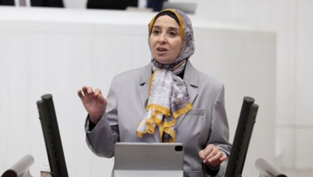 Esen: Dijital okuryazarlıkta asıl zorluk ebeveynlerde