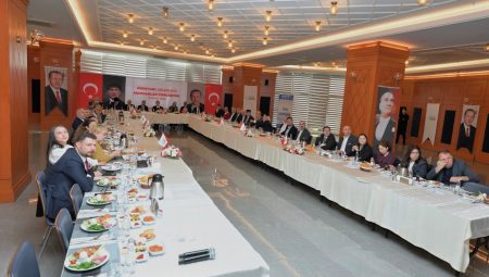 Esenyurt’ta muhtarlarla koordinasyon toplantısı artık uygulamada