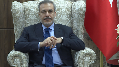 Fidan, Antalya Diplomasi Forumu’nda Katar Başbakanı Al Sani ile müzakere etti