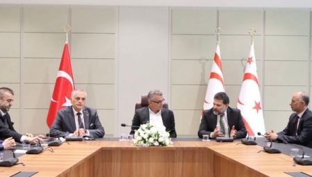 Hatay heyetinden KKTC Cumhurbaşkanı Erhürman’a ziyaret