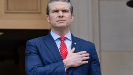 Hegseth: Günün sonunda İran asla nükleer silaha sahip olmayacak