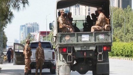 İslamabad’da güvenlik önlemleri artırıldı