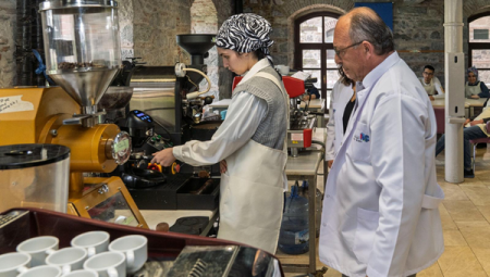 İzmir’de carpici gelisme: otizmli gençler barista eğitimi alıyor