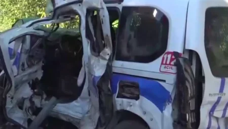 İzmir’de zincirleme kaza! 1 polis şehit, 2 kişi hayatını kaybetti