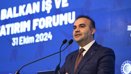 Kacır’dan Antalya Diplomasi Forumu’nda yoğun temaslar