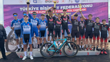 Karamanlı sporcular Türkiye Kupası’nda üçüncülük elde etti