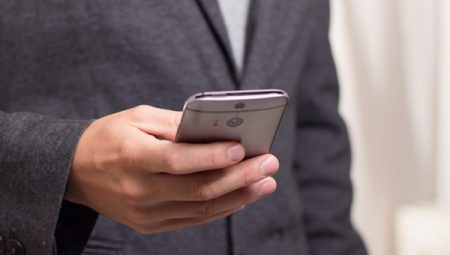 Katar ve Mısır dışişleri bakanları telefonda buluştu