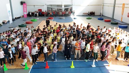 Kayseri Büyükşehir Belediyesi Spor A.Ş. Develi’de 550 öğrenciyi sporla buluşturdu