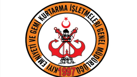 KEGM, Beşikdüzü açıklarında sürüklenen teknenin kurtarıldığını açıkladı