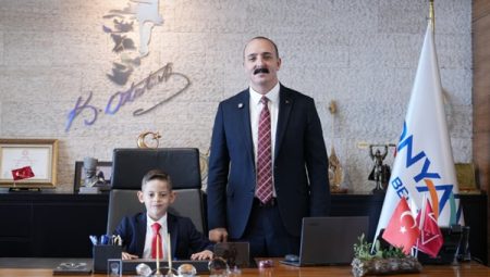 Kotan, 23 Nisan’da başkanlık koltuğunu çocuklara devretti