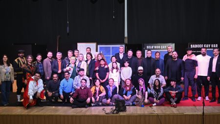 Kumluca’da Şaşkaloz Aşıklar oyunu sahnelendi