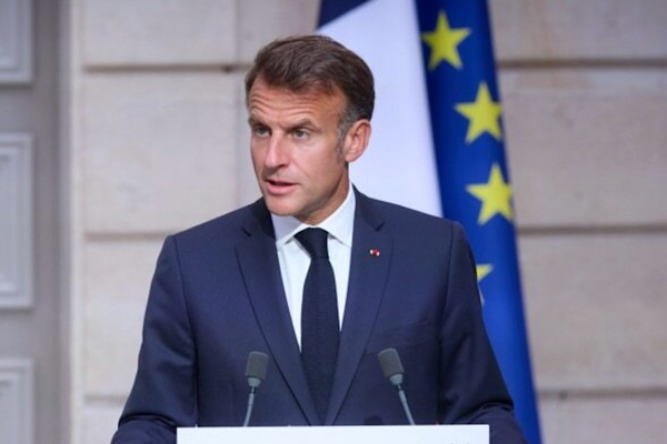 Macron: Fransa ve Yunanistan etkin bir stratejik ortaklık sürdürüyor