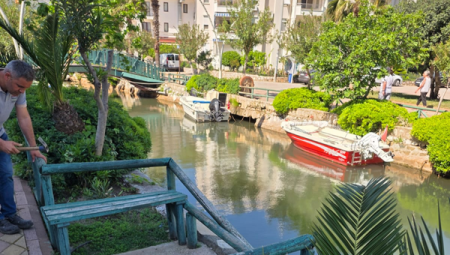 Marmaris’te yenilenen korkuluklara vandalizm