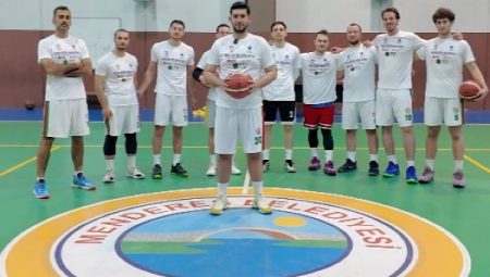 Menderes Belediyesi Basketbol Takımından sıfır atık farkındalığı