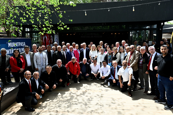 Muratpaşa’da Muhtarlar Meclisi toplantısı için beklenen an geldi