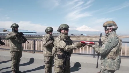 Nahçıvan askerleri tatbikat için Türkiye’de