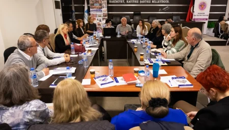 Narlıdere, 3. Yaş Üniversiteleri Çalıştayı’na ev sahipliği yaptı