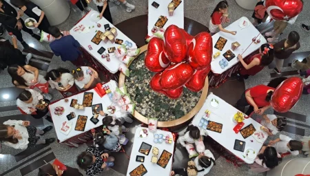 O ruh çocukların sesiyle yükseldi: İzmir Bornova’da carpici gelisme