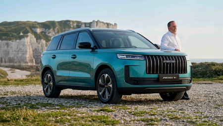 OMODA ve JAECOO, Jean Reno ile Fransa’da iş birliği anlaşması kabul etti