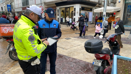 Ordu’da trafiğe kapalı caddelerde motosiklet denetimi