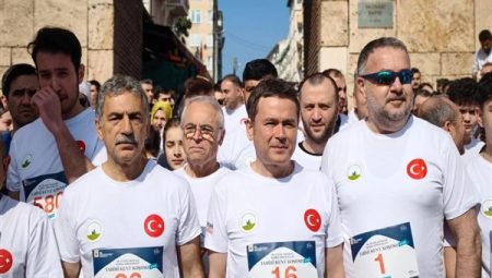 Osmangazi Tarihsel Kent Koşusu gerçekleştirildi