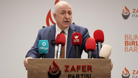 Özdağ: Ekonomik bunalım derinleşiyor, Merkez Bankası rezervleri buharlaşıyor