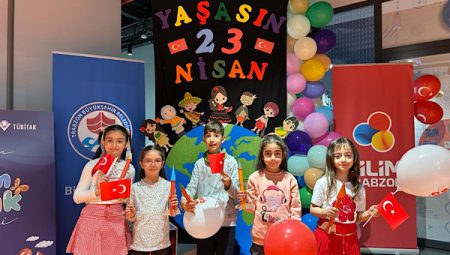 Özdemir Bayraktar Bilim Merkezi’nde 23 Nisan etkinlikleri düzenlendi