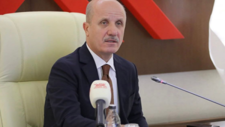 Özvar: Kütüphaneler insanlığın hafızasını taşıyan mekanlardır