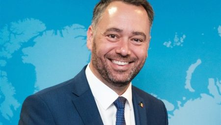 Prevot: Diplomasi münhasıran kurumlar ve anlaşmalarla ilgili değildir