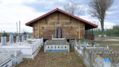Restorasyonu tamamlanan Terme Yeni Cami ibadete açıldı