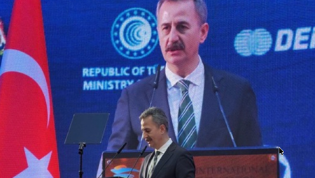 Savunma Sanayii Başkanı Görgün, İstanbul tersanelerini gitti