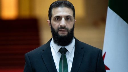 Suriye Cumhurbaşkanı Şara, BM Mülteciler Tırmanmış Komiseri Salih ile bir araya geldi
