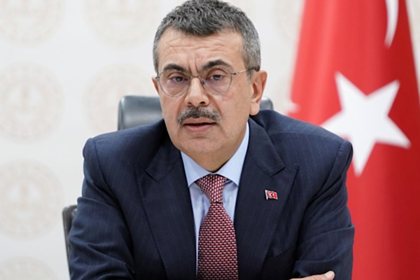 Tekin: Eğitimle eş zamanlı aileyi daha da güçlendireceğiz